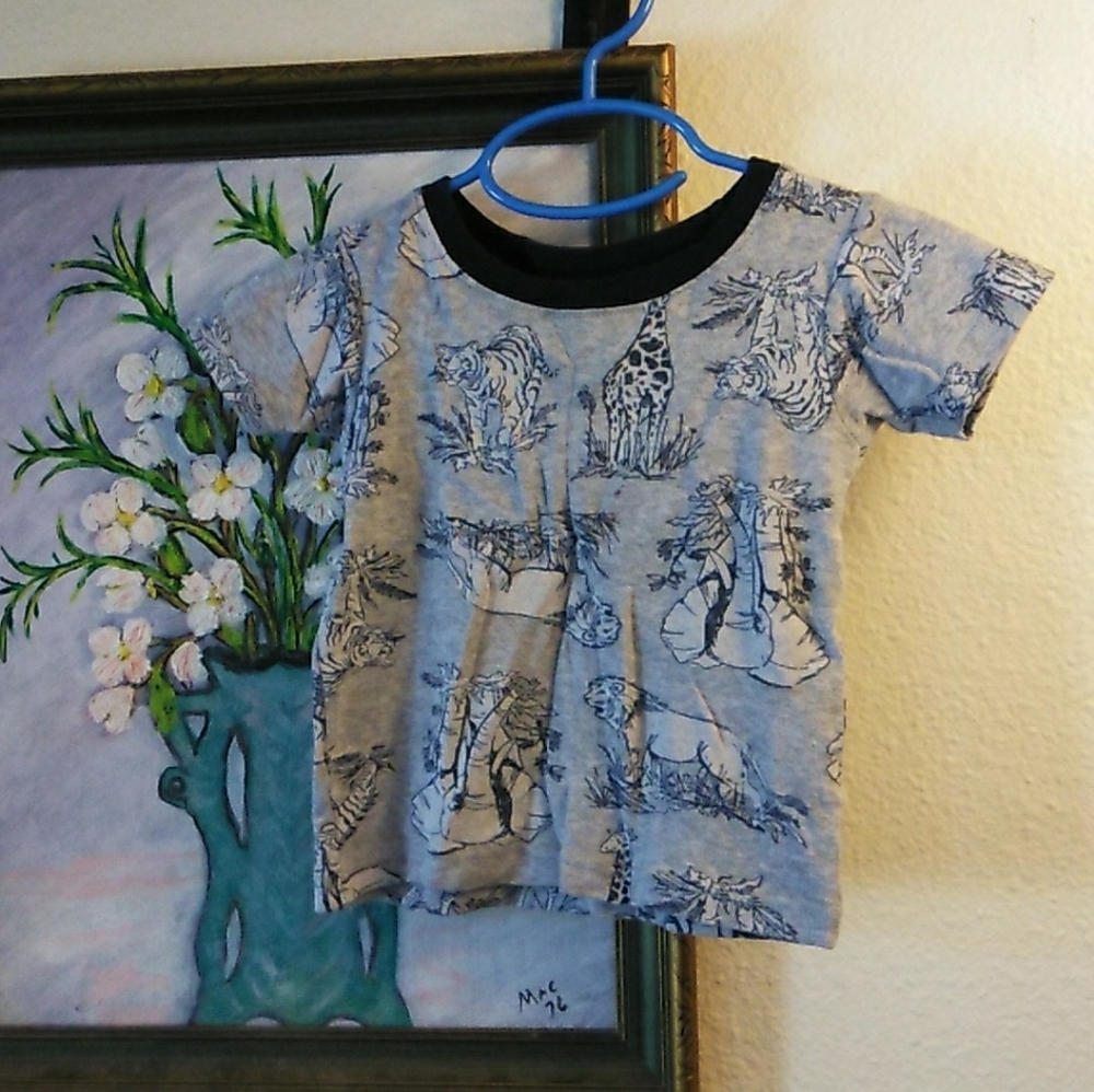 Gray jungle animal set